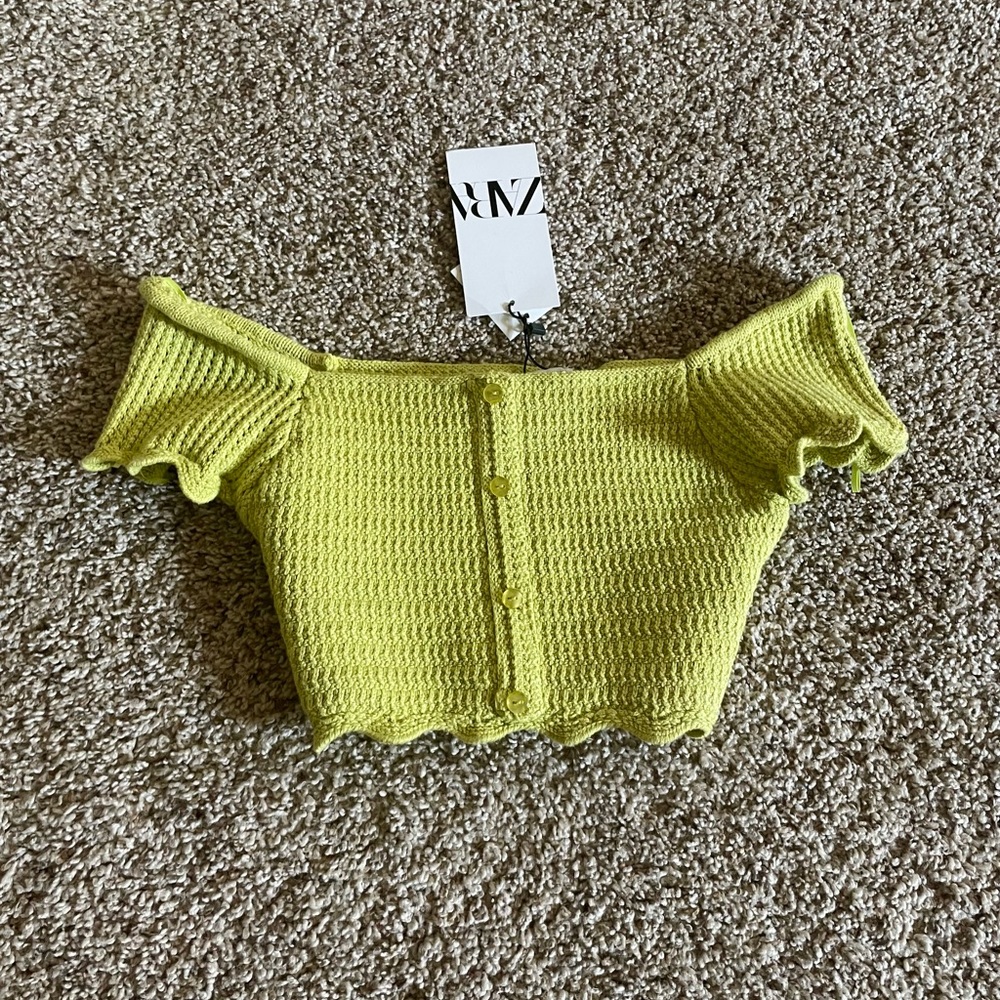 Zara Off The Shoulder Crop🌱🪴👒